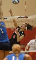 Volleyball Holds Serve in Greenbelt Invitational