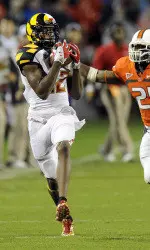 Stylish Terps Top Miami, 32-24