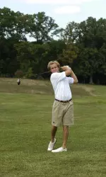 Gold Leads Terps to GW Golf Title