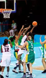 Kizer, Team USA Advance to WUG Semis