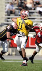 White Holds Off Red, 34-24, in Annual Spring Football Game