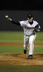 Baseball Beats George Mason, 6-4