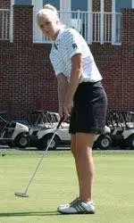 Stepanek Leads Terp Women in Charleston