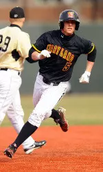 Canisius Tops Maryland, 5-4