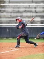 Schultz's Walk-Off Hit Lifts Softball to 7-6 Victory