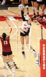Miami Sweeps Terps in Volleyball