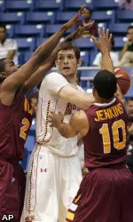 Terps Fall to Iona, 89-63, in San Juan