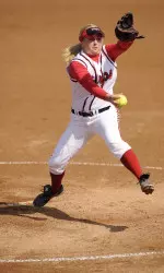 Maryland Softball Outlasts Hawai'i for 3-2 Victory