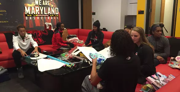 Holiday Help: Terps Adopt Families in Need