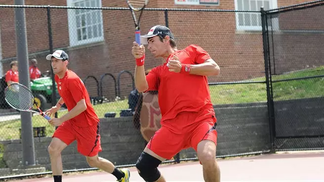 Collins and Horny Travel to Nationals