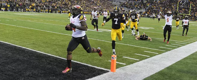 Terps Fall at No. 10 Iowa