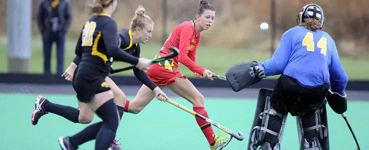 #6 Maryland Tops Iowa, 2-1, in Double Overtime