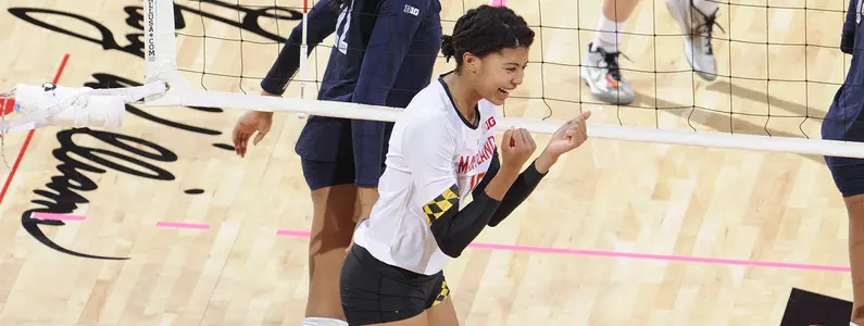 Elliott Earns AVCA All-America Honors