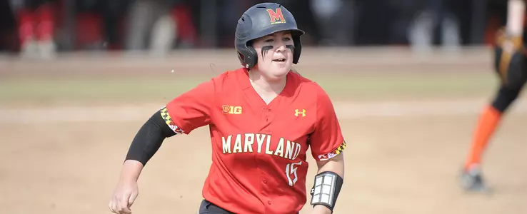 Bustillos Earns McLendon Postgraduate Scholarship