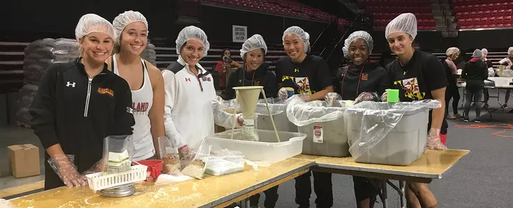 Terps Take Part in Homecoming Service Event