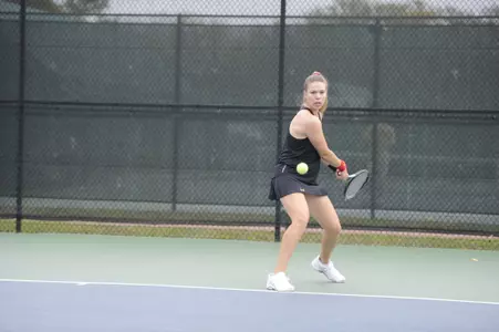 Terps Sweep Spiders, Move to 4-0 on the Season
