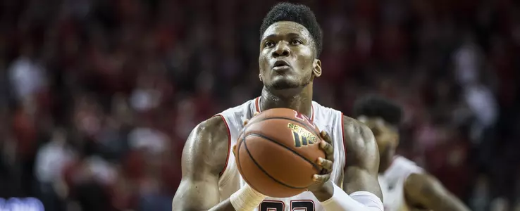 Terps Edged at Nebraska