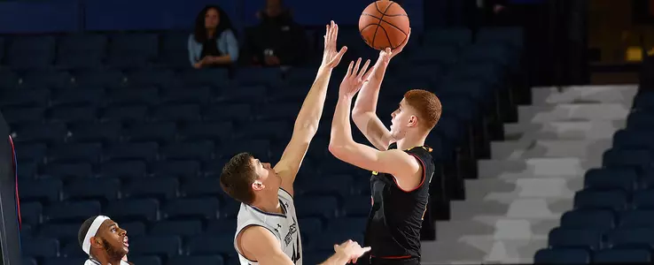 Huerter Paces Terps to Road Win at Northwestern