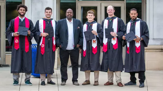 2019 grads with locksley