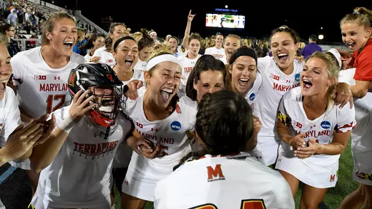 WLAX headed to the ship