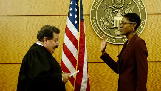 Alexis Holmes sworn in as clerk