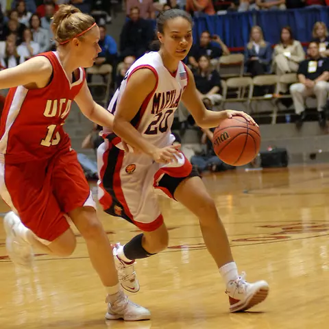 Kristi Toliver had 28 points to lead the Terps past Utah in OT to send Maryland to the 2006 NCAA Final Four.