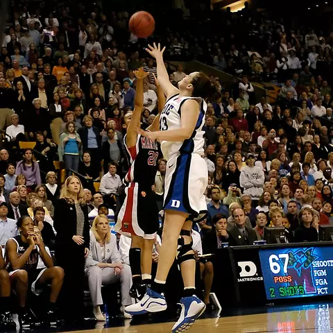 The Shot - Kristi Toliver takes the game-tying shot
