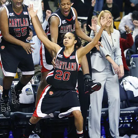 The Shot - Kristi Toliver reacts to her game-tying shot
