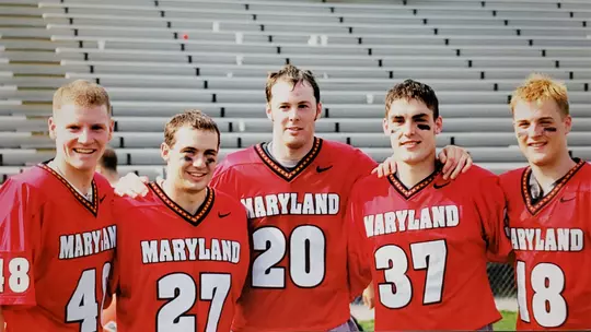 Jason Carrier with his teammates