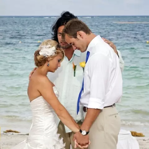 Max & Abigail Schmidt