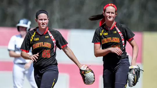 Lindsay and Kaitlyn Schmeiser
