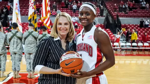 Brenda Frese and Crystal Langhorne
