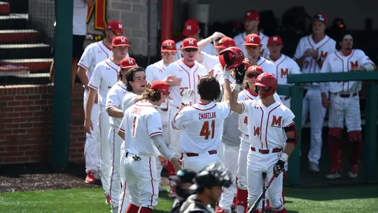 2021 Baseball Team celebrating