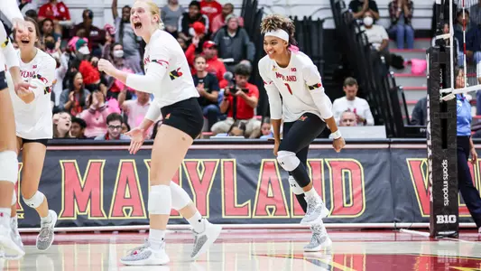 Rainelle Jones and Sydney Dowler