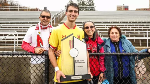 Chris Rindov with his family