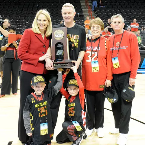 Brenda Frese and family
