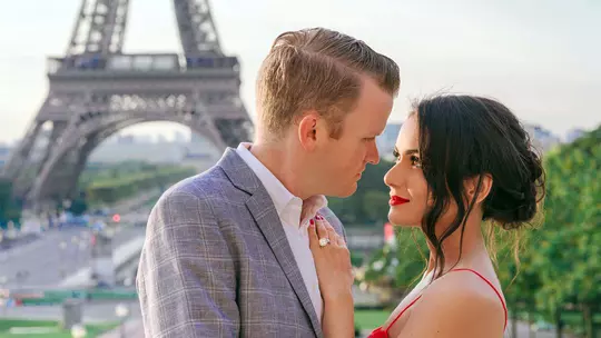 Tom Hanna III with his wife in Paris
