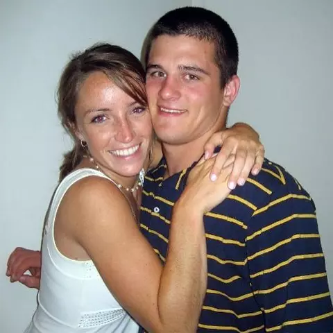 Bryn & Abby Holmes