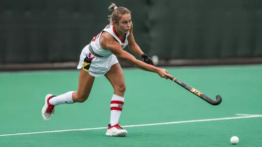 Midfielder Emma DeBerdine (16)Maryland Terrapins vs. UNH at Field Hockey Complex in College Park on Sunday, Sep. 11, 2022. Mackenzie Miles/Maryland Terrapins