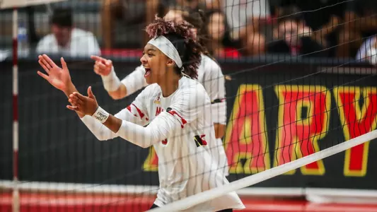 Middle blocker Rainelle Jones (0)Maryland Terrapins vs. FGCU at The Pavilion in College Park, MD on Saturday, Aug. 27, 2022. Mackenzie Miles/Maryland Terrapins