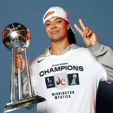 Kristi Toliver