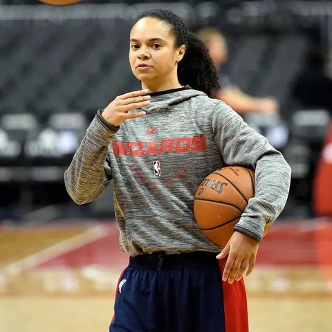 Kristi Toliver