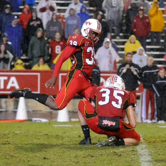 Obi Egekeze kicks the game-winner in 2008 against NC State at Homecoming