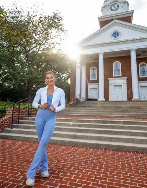 Terps Style - Victoria Hensh