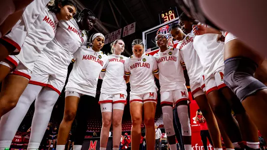 WBB huddle