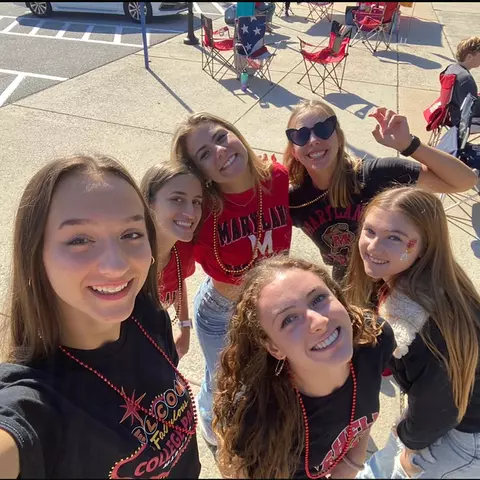 Anna Albergo with teammates