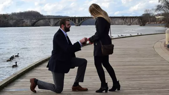 Ryan Selmer proposes to Jordan Aughinbaugh