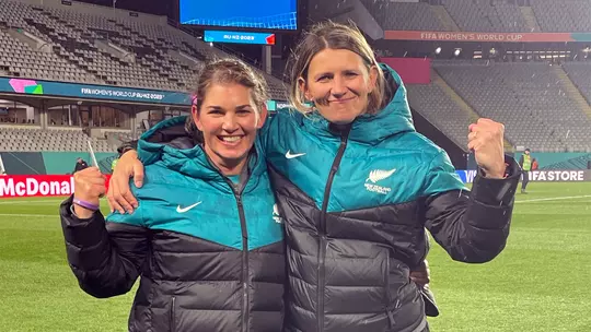 Keri Sarver and Jitka Klimková