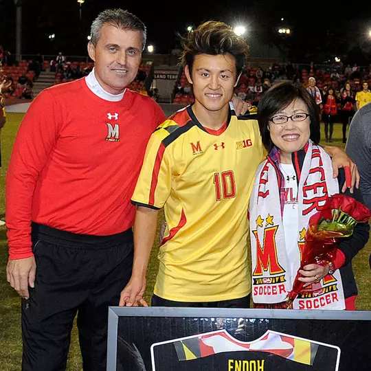 Tsubasa Endoh with his mother and Sasho Cirovski at Senior Day