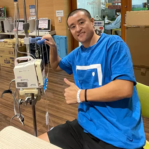 Tsubasa Endoh receiving treatment for acute leukemia